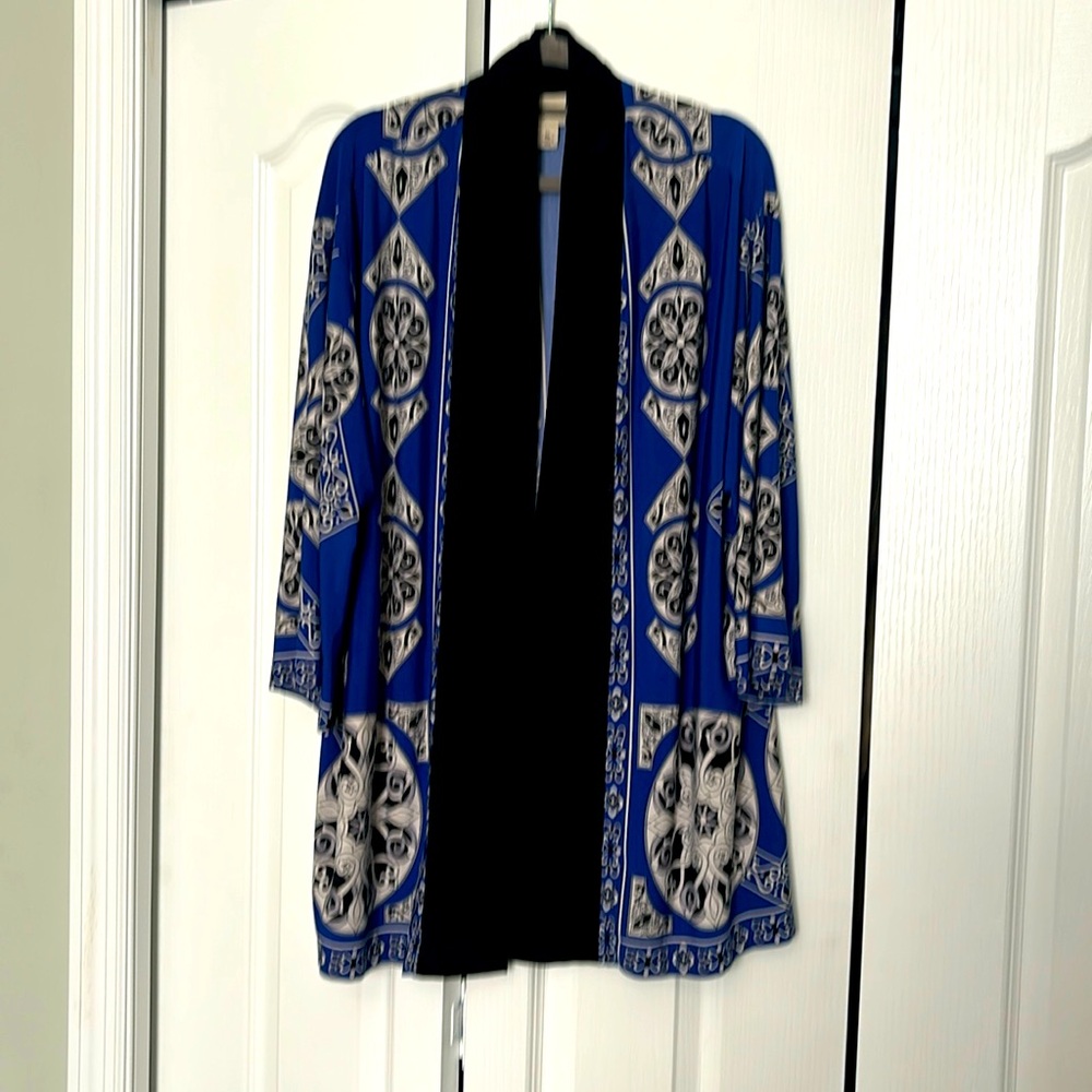 Geometric light weight cardigan duster in purple black and white